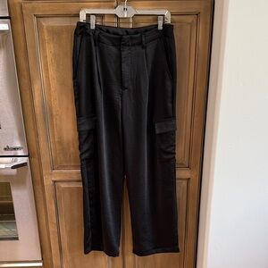 GAP Women’s Satin Cargo Pants